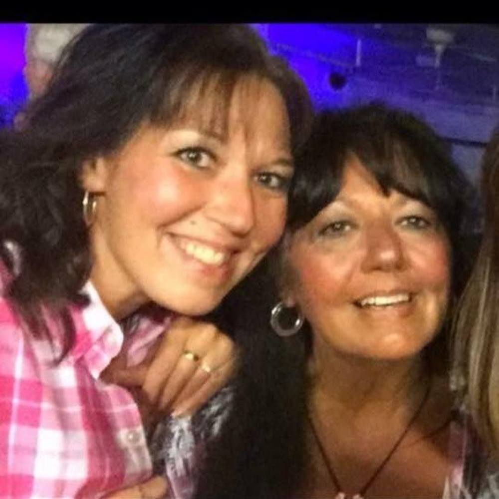 Meet your Posher, Laurie